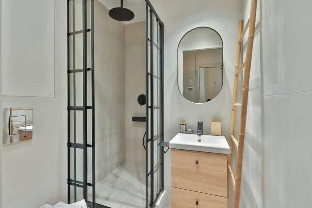 Modern Apartment - 1br/4p - Canal St-martin - Miniature 8