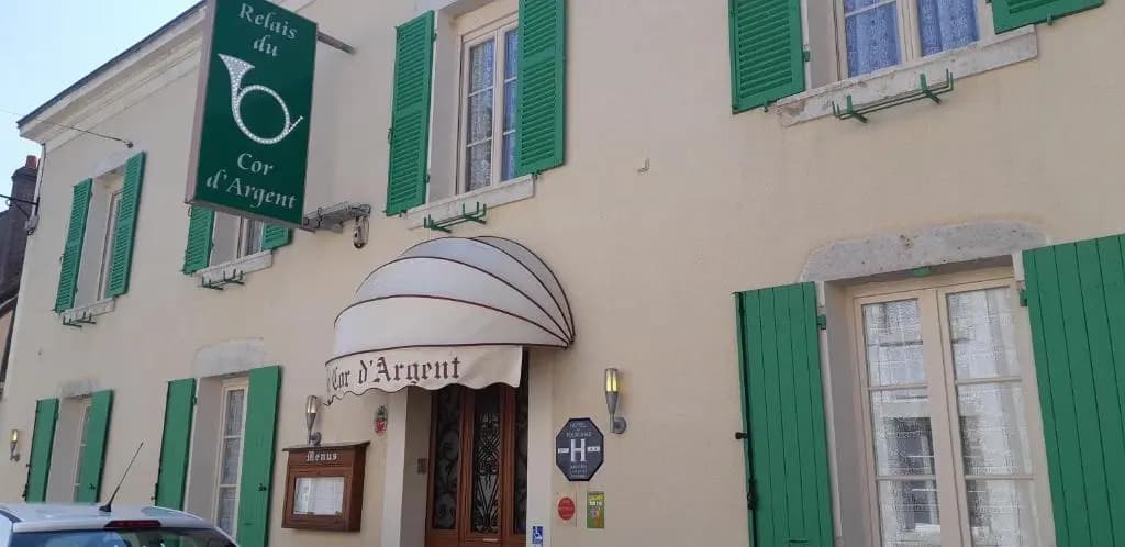 Logis hôtel LE COR D'ARGENT - Photo 1