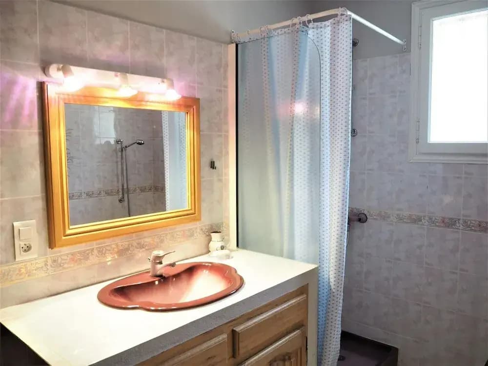 Menerbes Home With Private Pool - Miniature 6