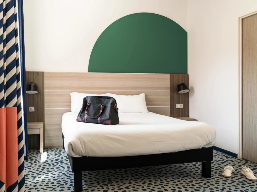 ibis Styles Marseille Plan de Campagne - Photo 1