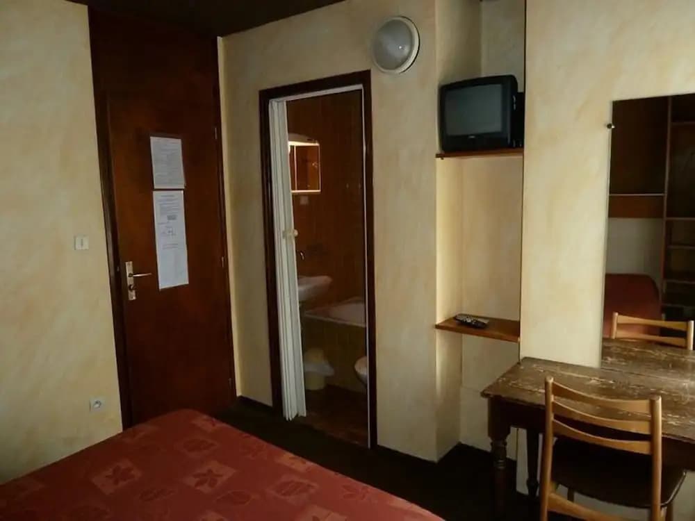Hotel le Pidanoux - Miniature 2