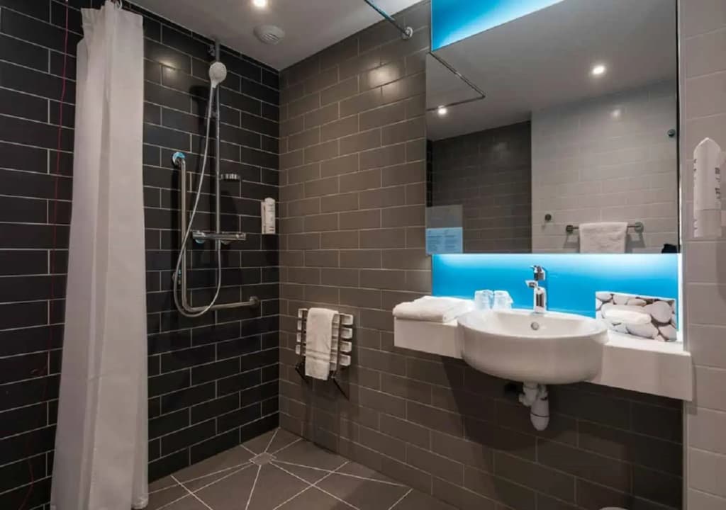 Holiday Inn Express Paris - CDG Airport by IHG - Miniature 8