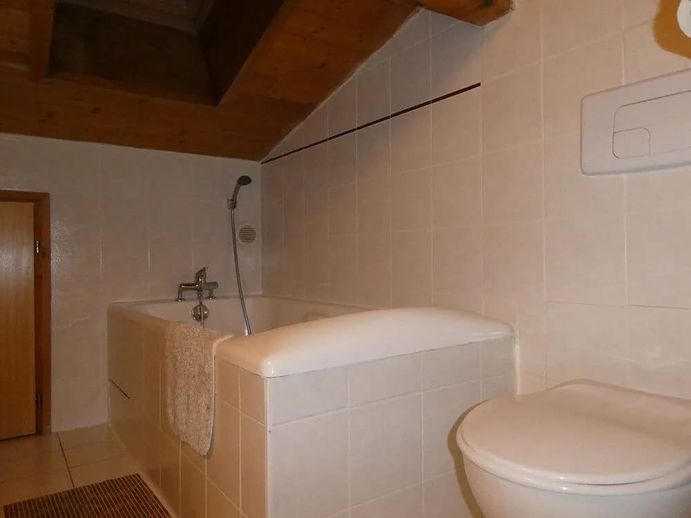 Central Hostel Châtel - Miniature 8