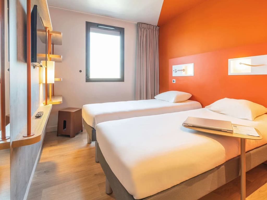 ibis budget Rennes Route de Lorient - Photo 2