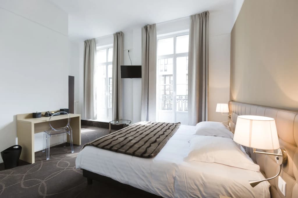 Hôtel Le Saint Louis - Photo 4