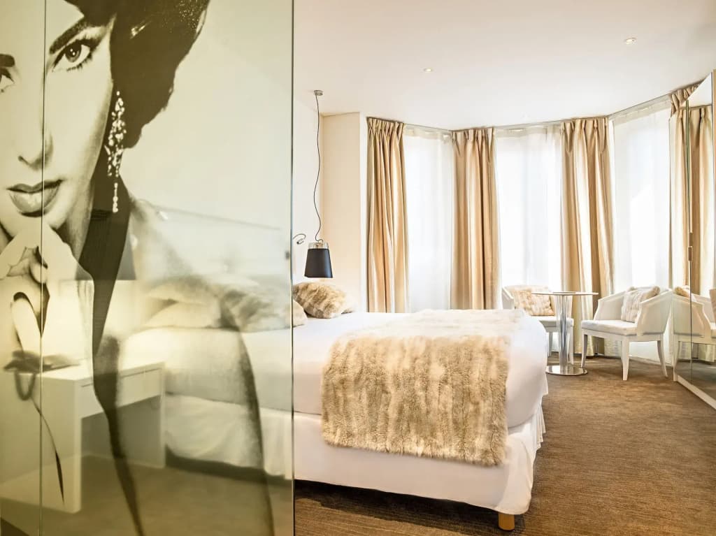 Hotel Renoir - Photo 5