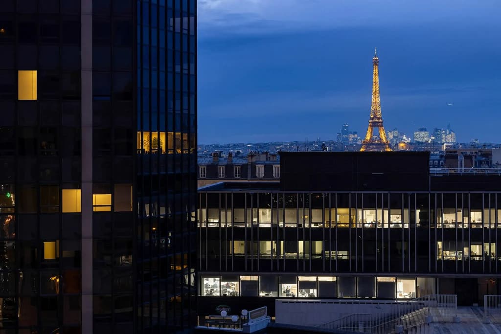 Hôtel Les Artistes - Photo 1