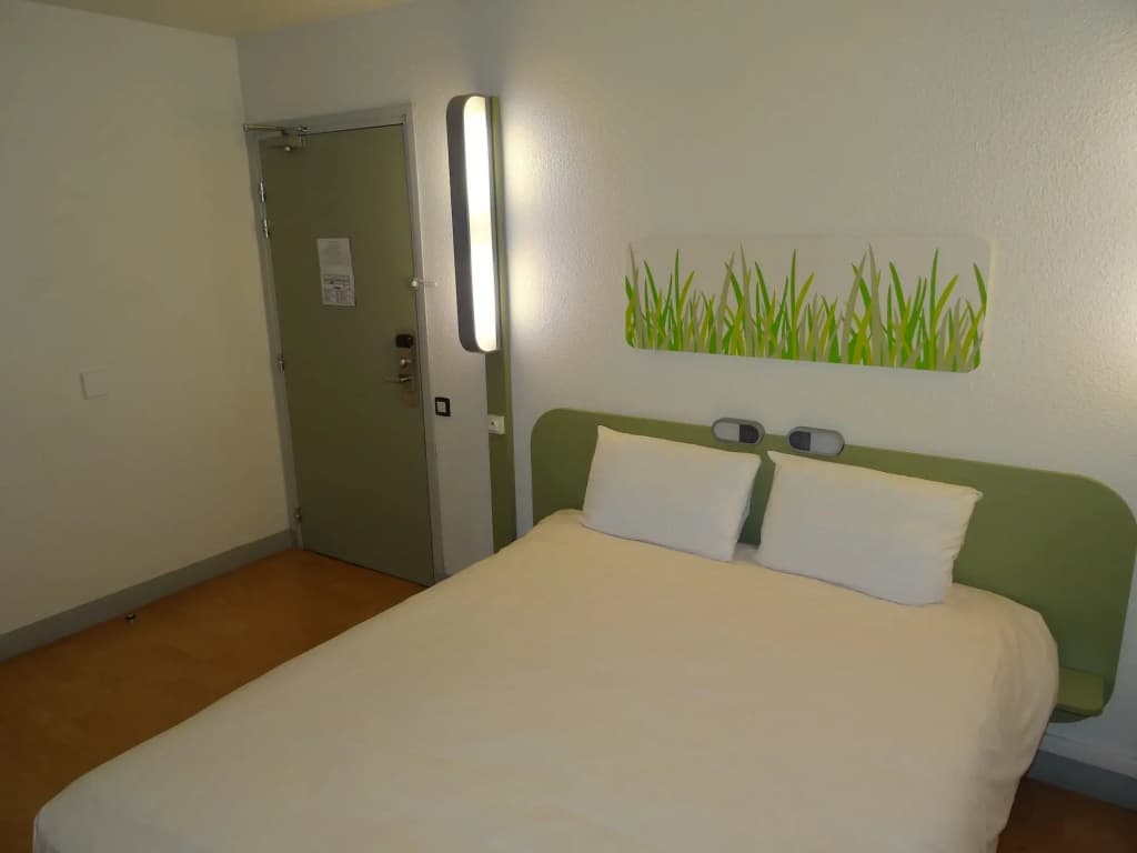 ibis budget Caen Centre Gare - Miniature 6
