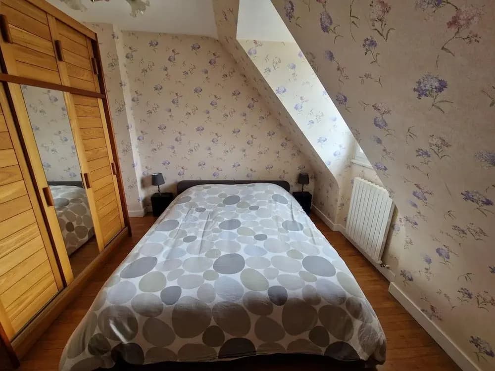 Family-friendly Holiday Home Near the Coast - Miniature 2