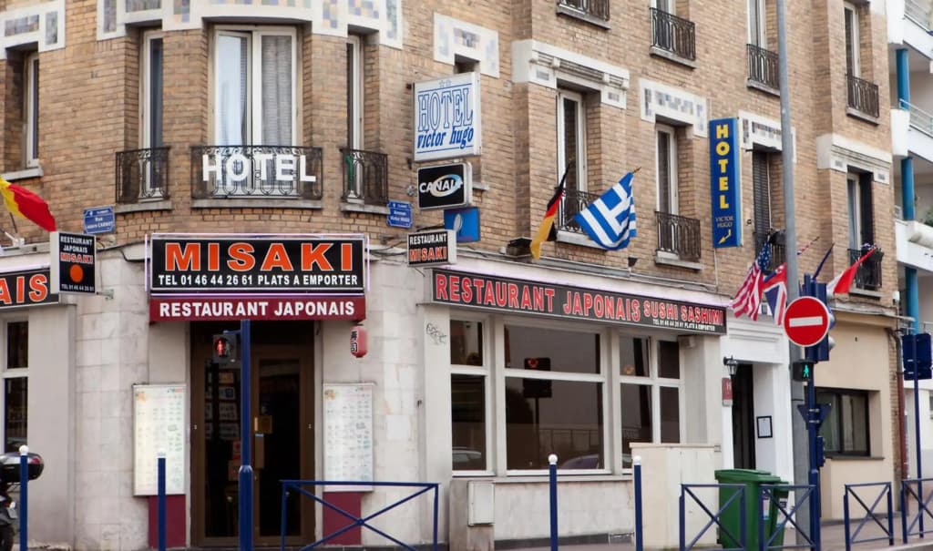 Hotel Victor Hugo - Photo 1