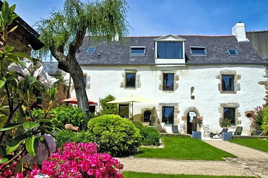 Le Clos St Yves - Miniature 2
