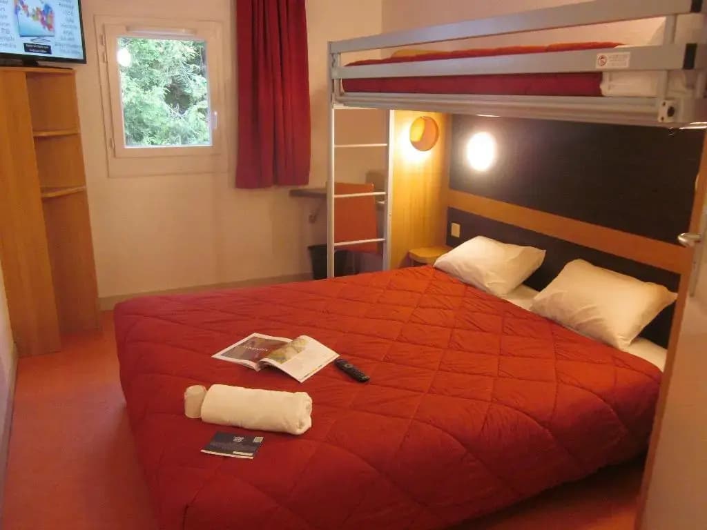 B&B HOTEL Bayeux - Photo 5