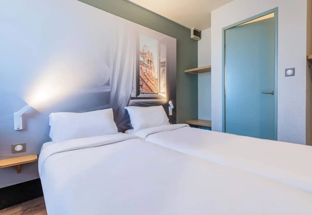B&B HOTEL Strasbourg Sud Geispolsheim - Photo 2