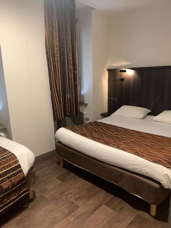 Hotel Kyriad Rodez - Miniature 3