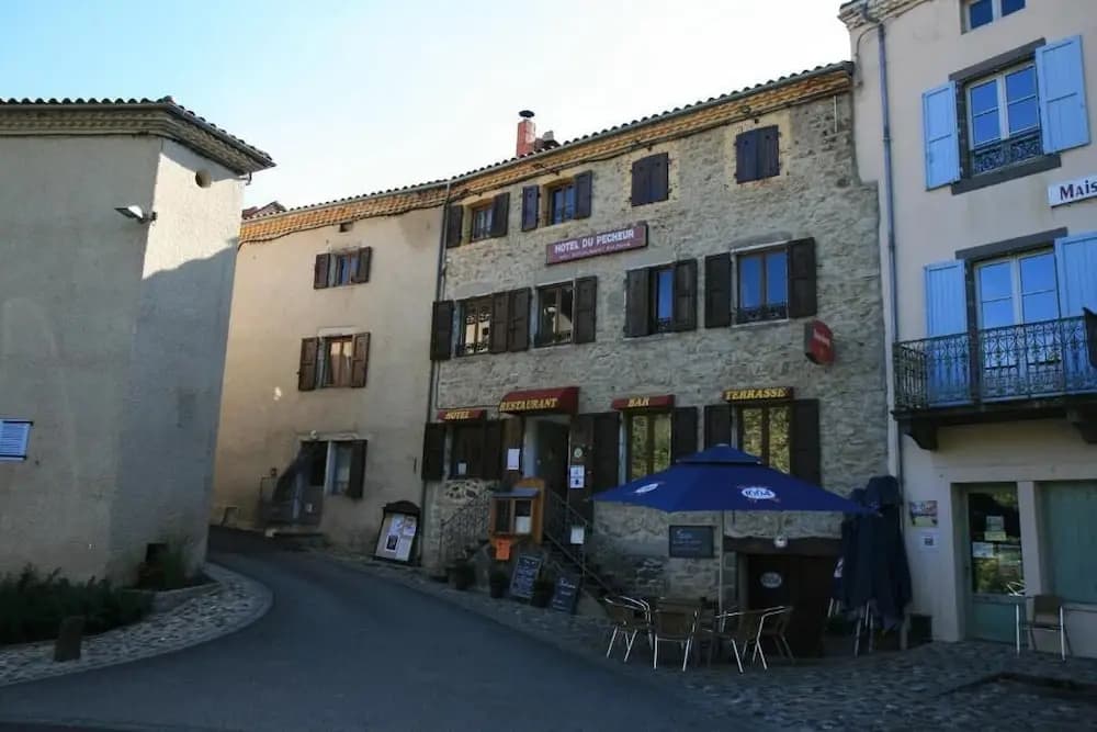 Hôtel Restaurant du Pêcheur - Photo 1
