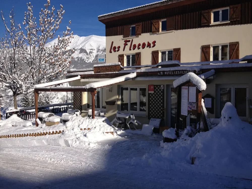 Hôtel Les Flocons - Photo 1
