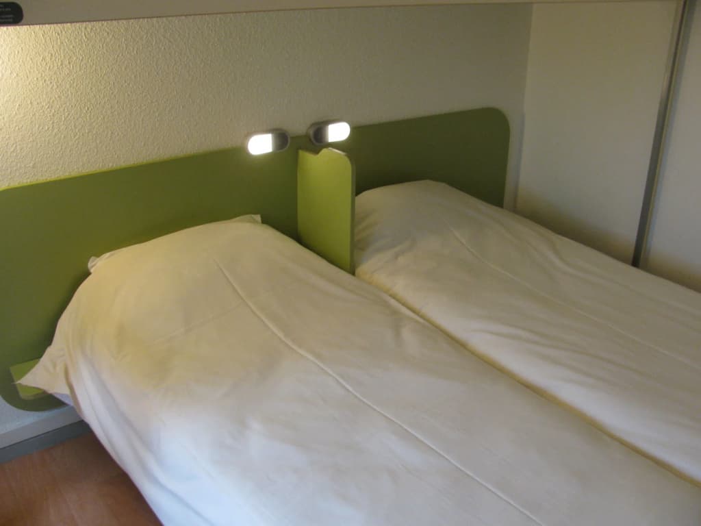 ibis budget Nice Aeroport Promenade des Anglais - Photo 5