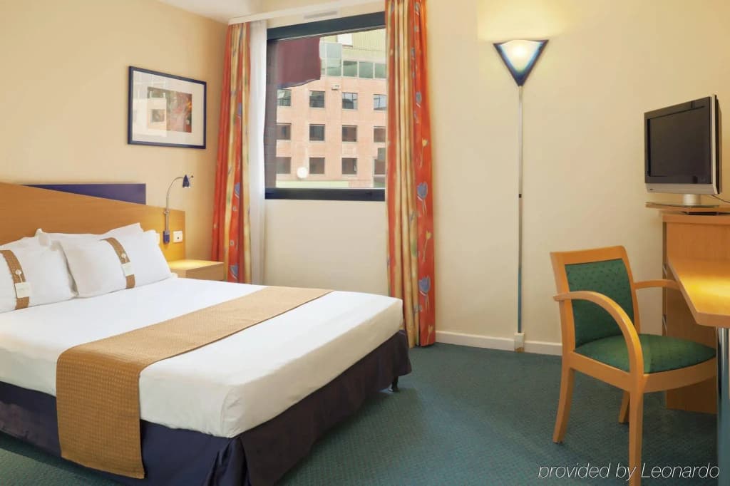 Holiday Inn Express Arras by IHG - Photo 2