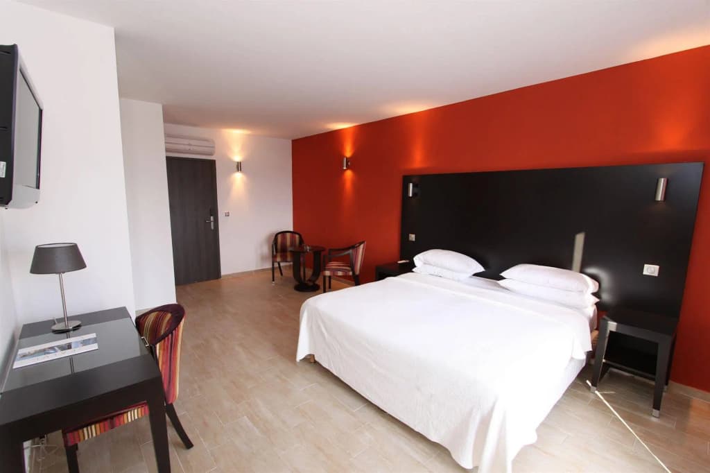 Hotel Chez Charles - Miniature 5