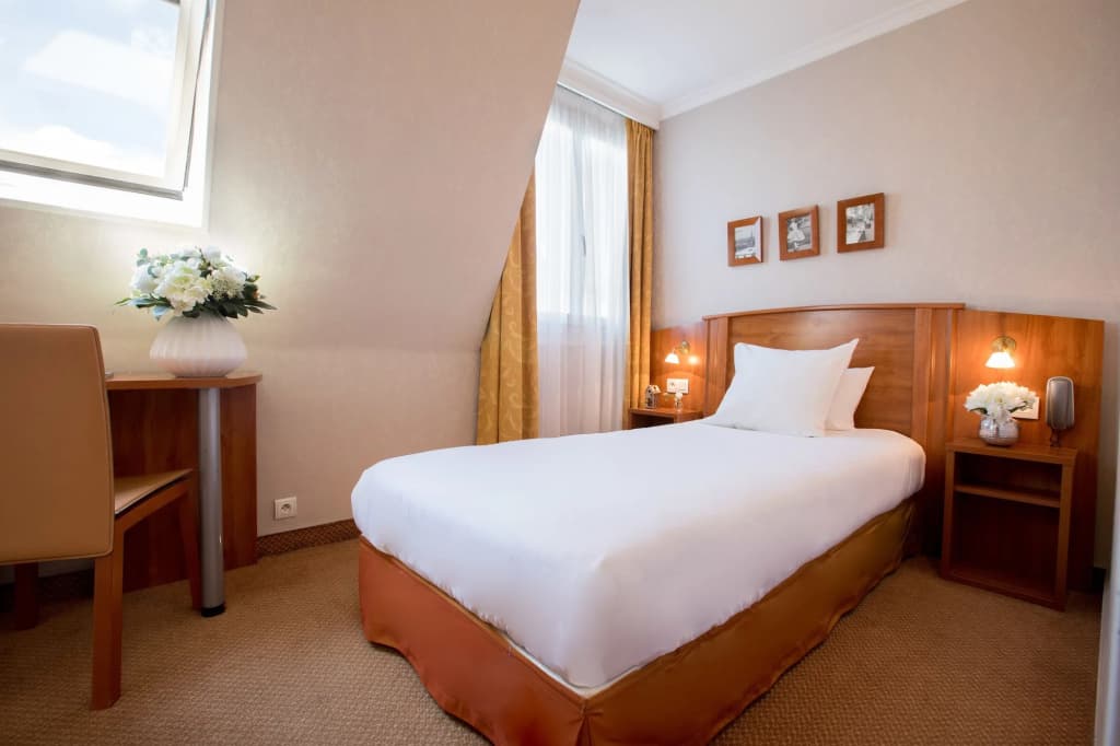 Elysees Opera Hotel - Photo 5