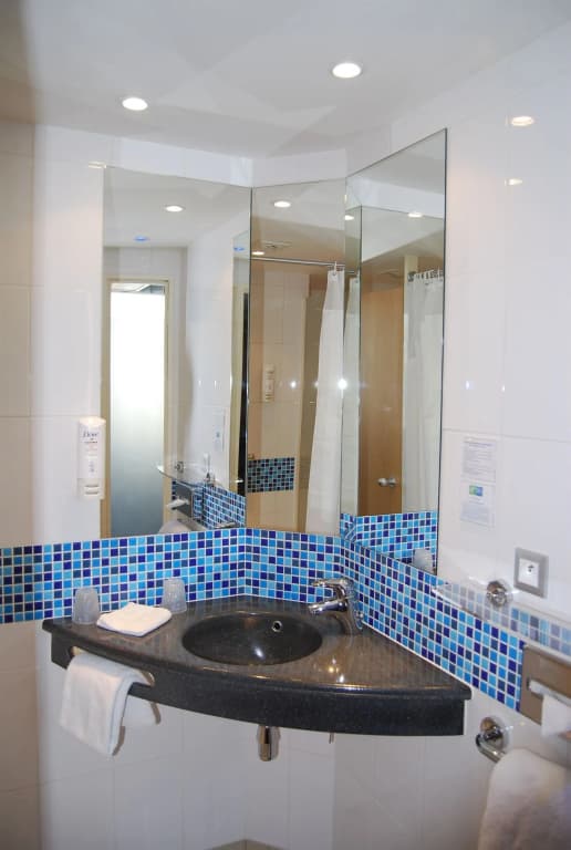 Holiday Inn Express Toulouse Airport by IHG - Miniature 7