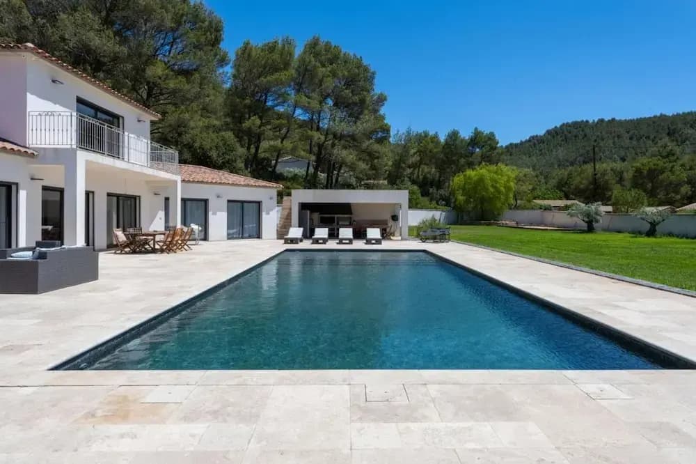 Villa With Heated Swimming Pool spa gym and Cinema - Photo 1