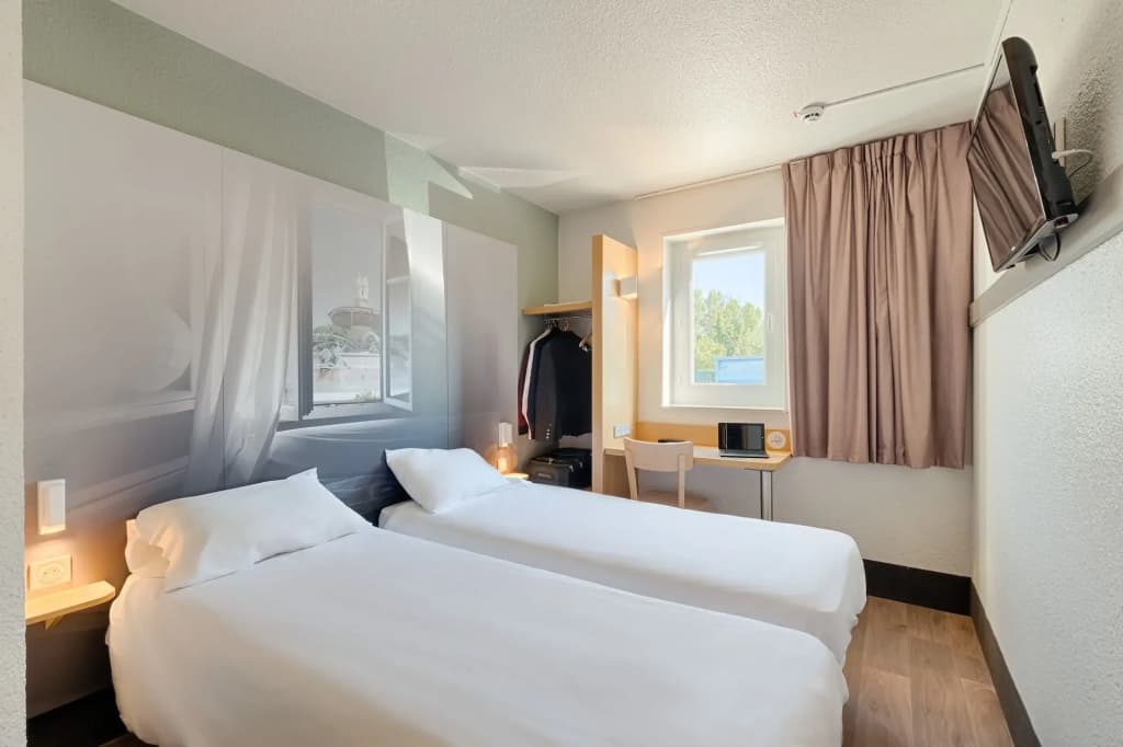 B&B HOTEL AIX EN PROVENCE Pont de l'Arc - Photo 2