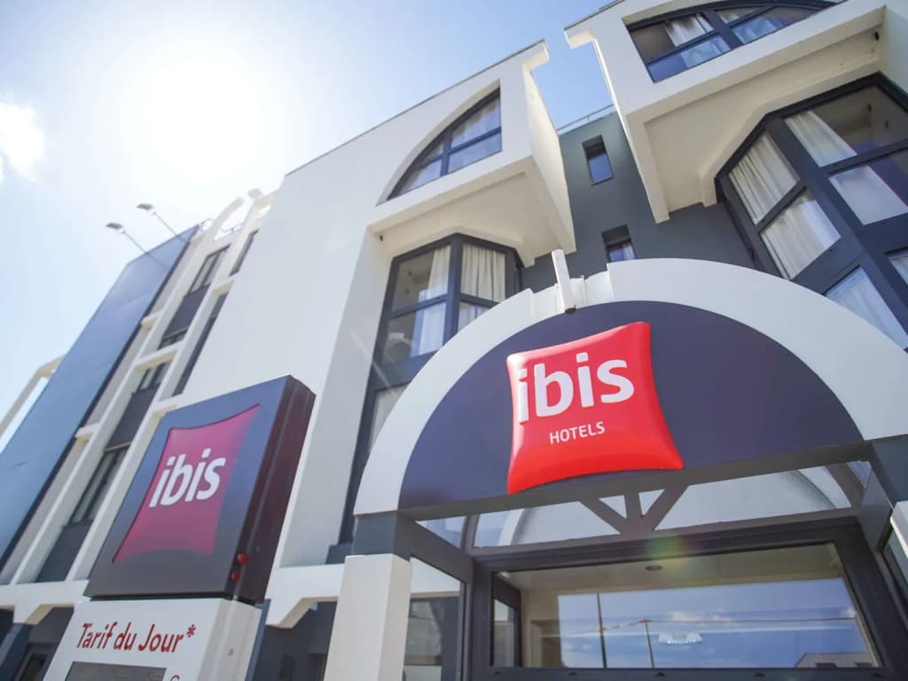 ibis Tours Centre Giraudeau - Photo 1