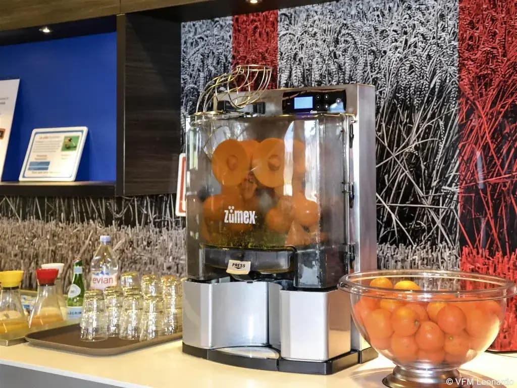 ibis Styles Romans Valence Gare Tgv - Miniature 8