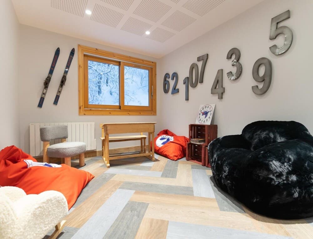 Apartment in Chantemerle Near Ski Slopes - Photo 3