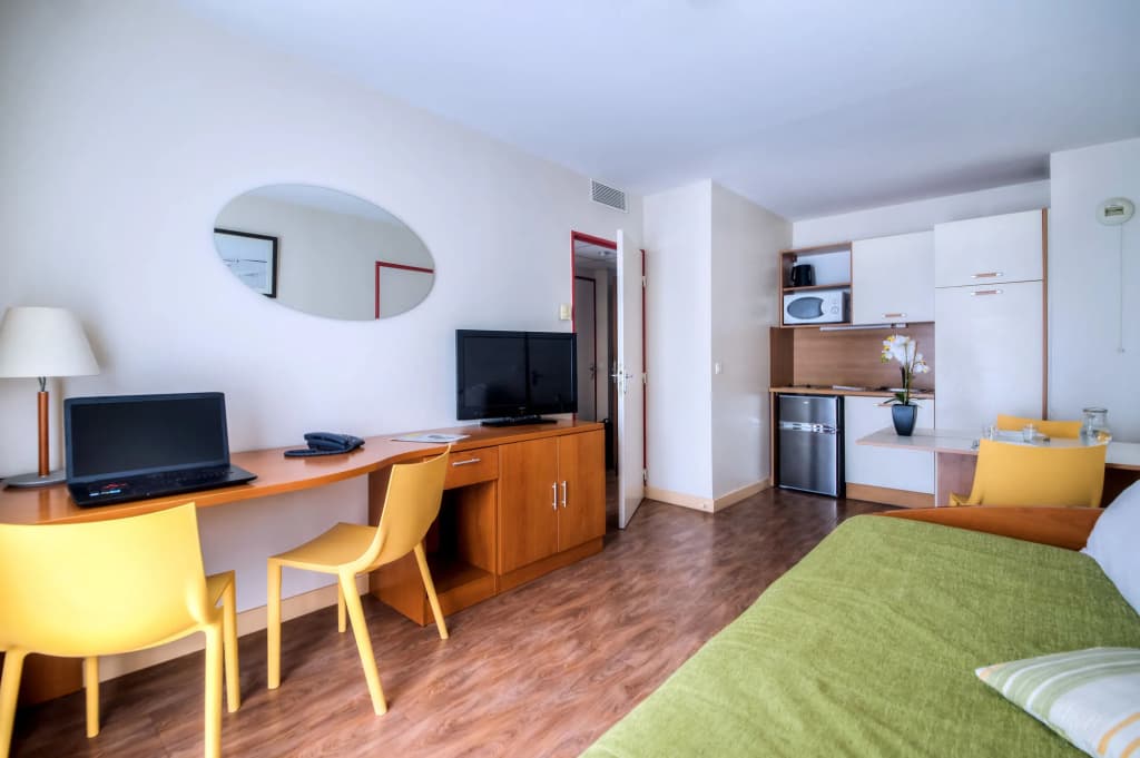Comfort Aparthotel Saint-Nazaire Les Portes de l Ocean - Miniature 7