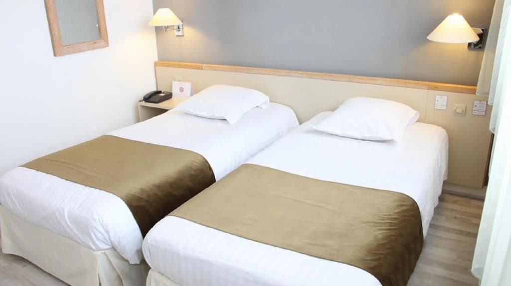 Hotel du Port - Photo 3