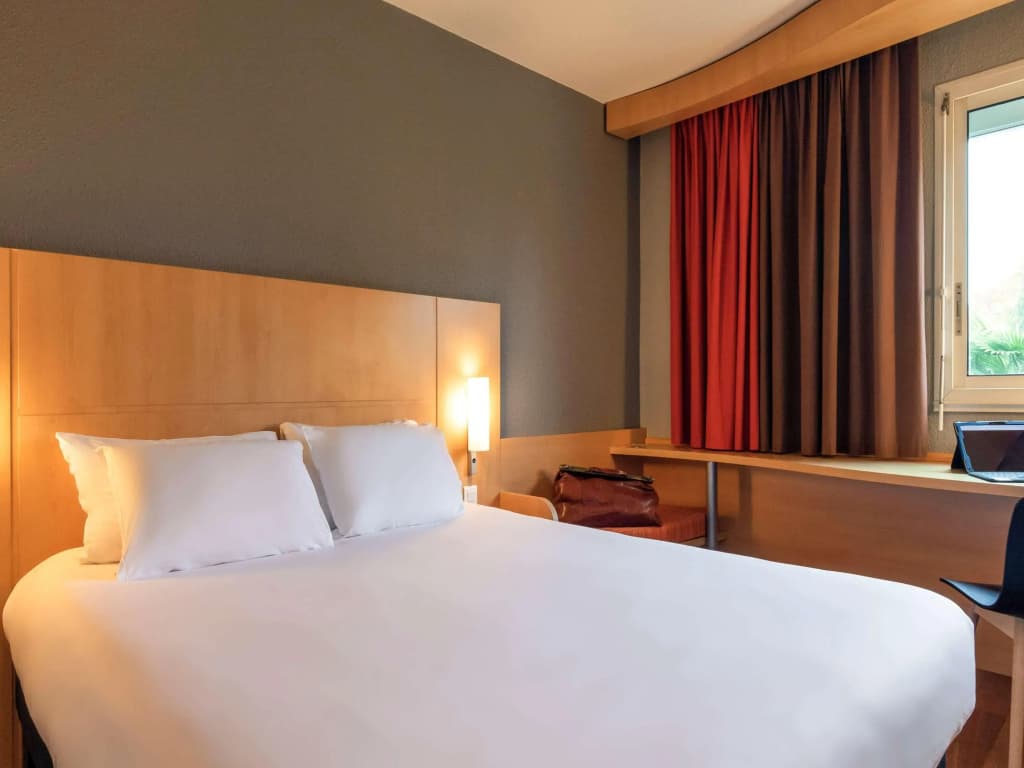 ibis Quimperle - Miniature 3
