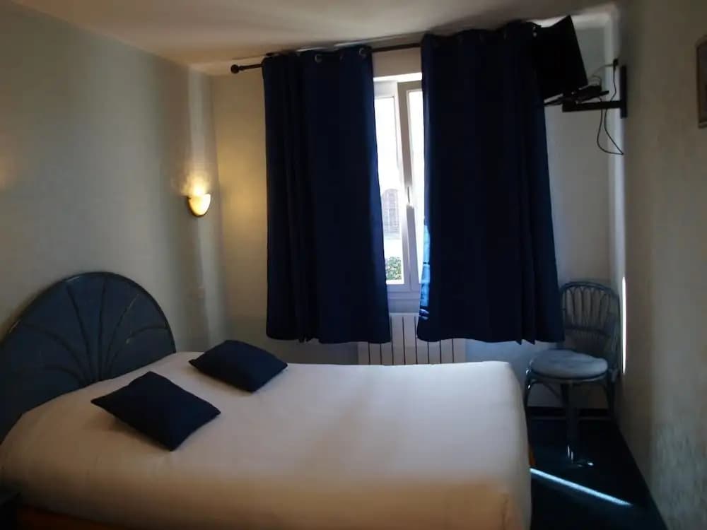Hôtel des Iles - Miniature 6
