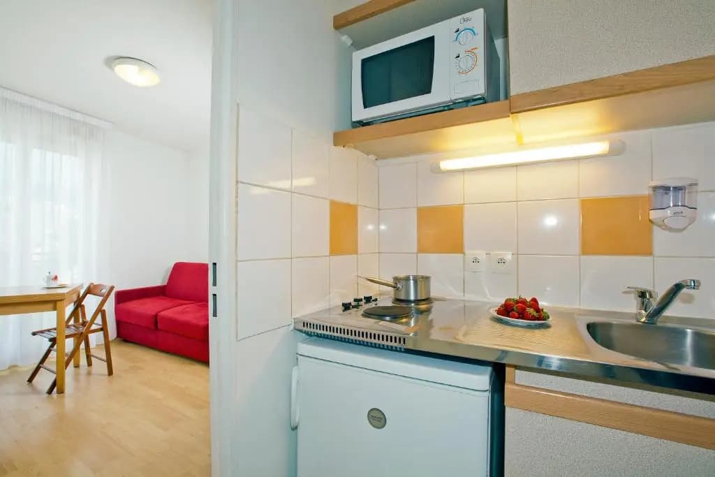 Séjours & Affaires Paris Nanterre - Photo 5