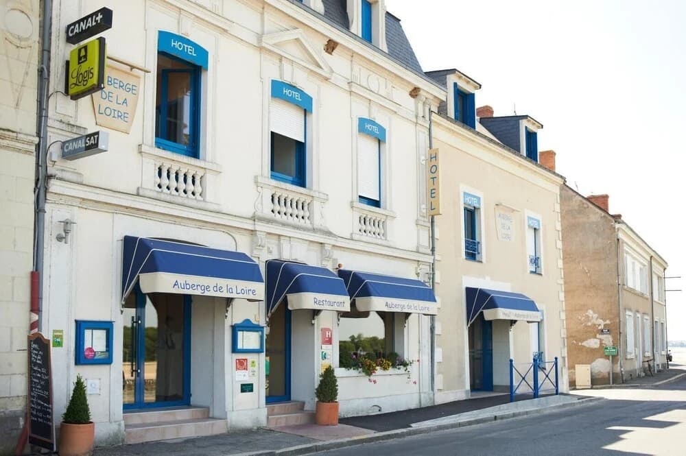 Hôtel Auberge de la Loire - Photo 1