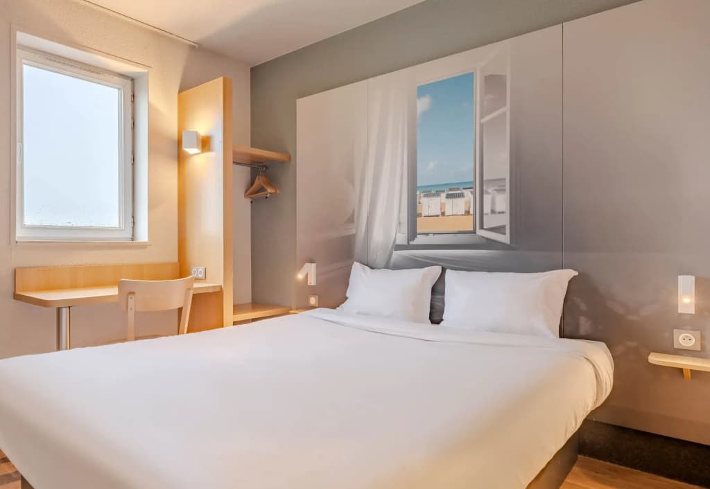 B&B HOTEL Calais Centre Saint-Pierre - Photo 5