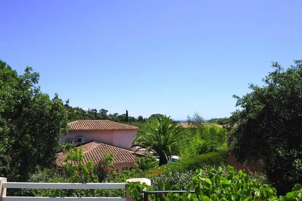 Pretty and Modern Villa With Private Pool, Cavalaire-sur-mer - Miniature 6