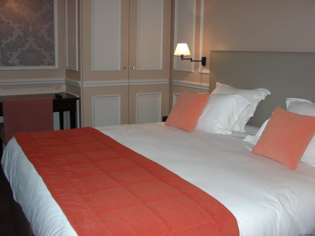 Hotel De L'Universite - Miniature 6