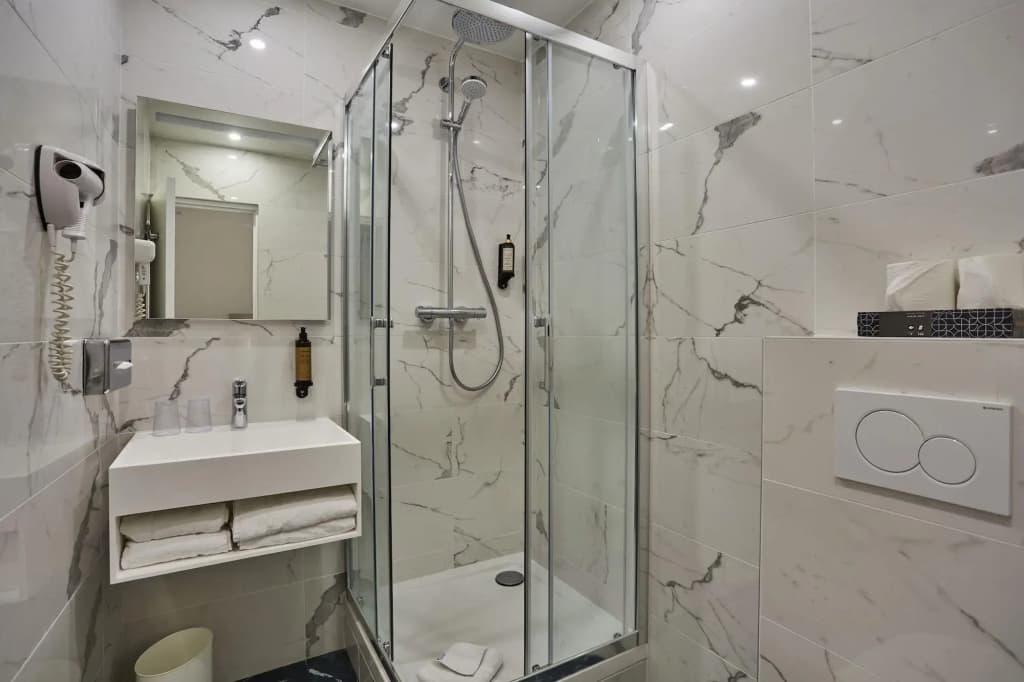 Lux Hotel Picpus - Miniature 8