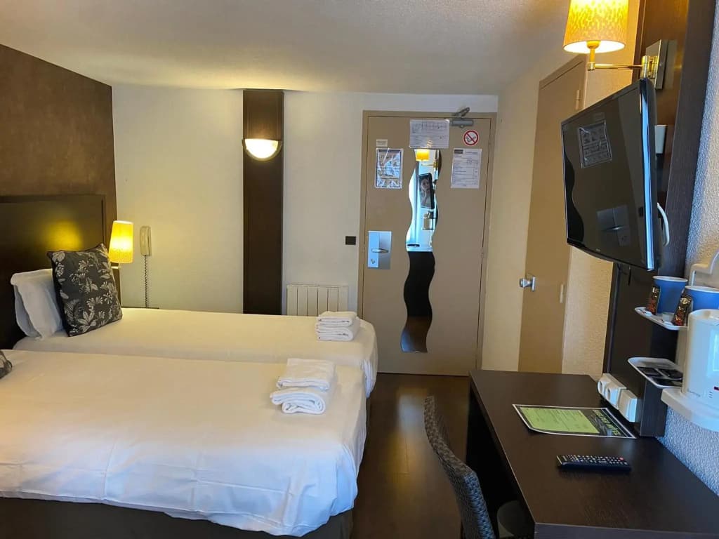 Shelder Hotel - Miniature 2