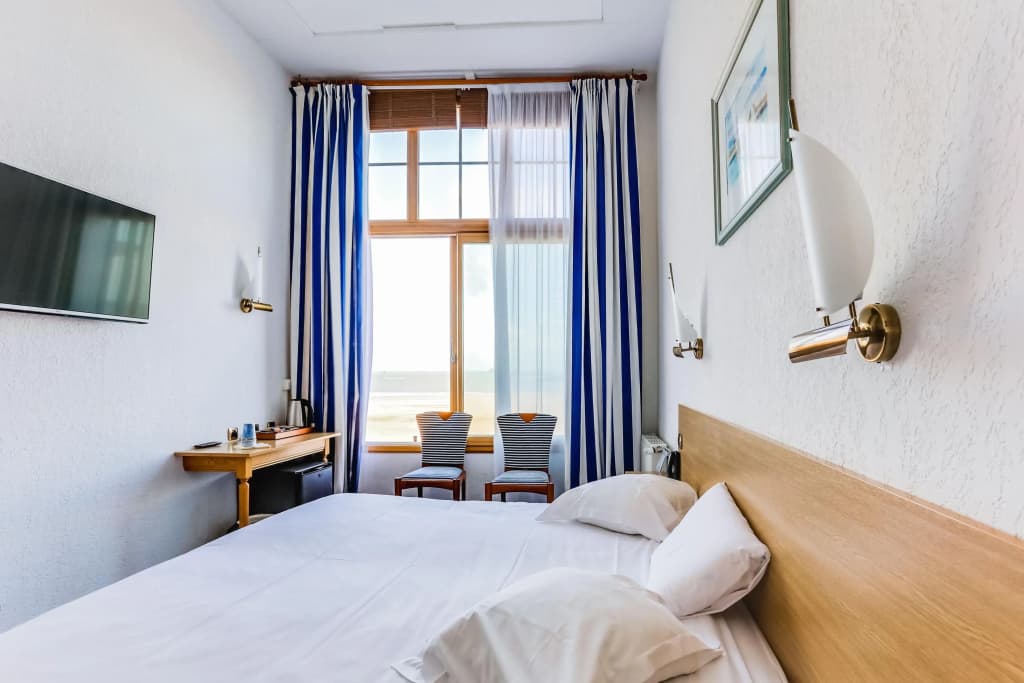 Hotel Kyriad Saint Malo centre Plage - Miniature 6