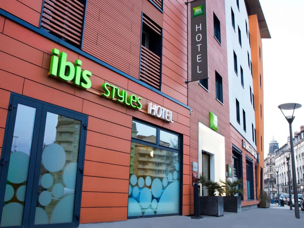 ibis Styles Le Puy-en-Velay - Photo 1