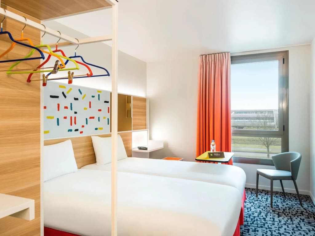 ibis Styles Versailles Guyancourt - Photo 3