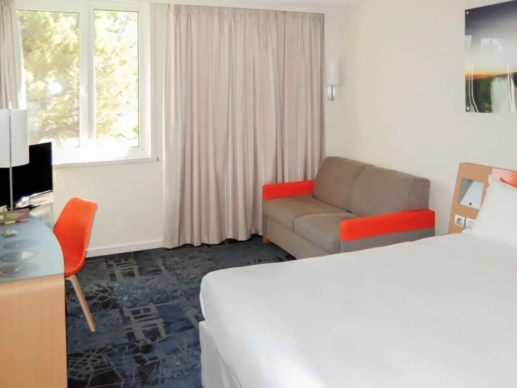 ibis Styles Marseille Provence Aéroport - Miniature 6
