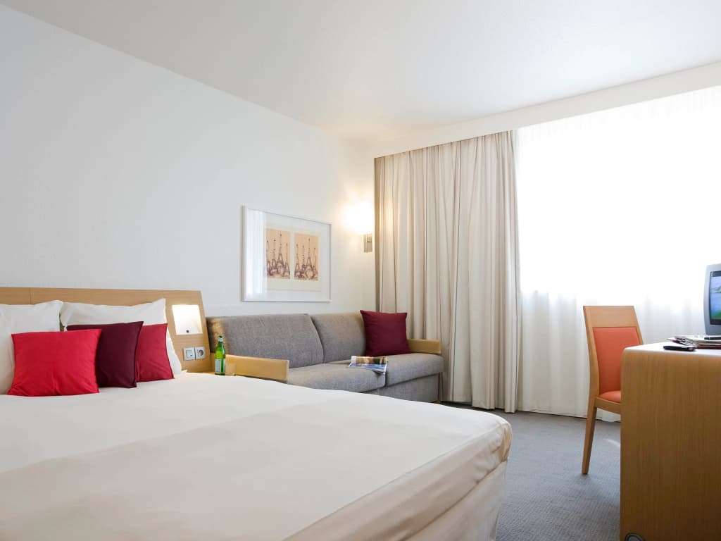 Novotel Rennes Alma - Photo 1