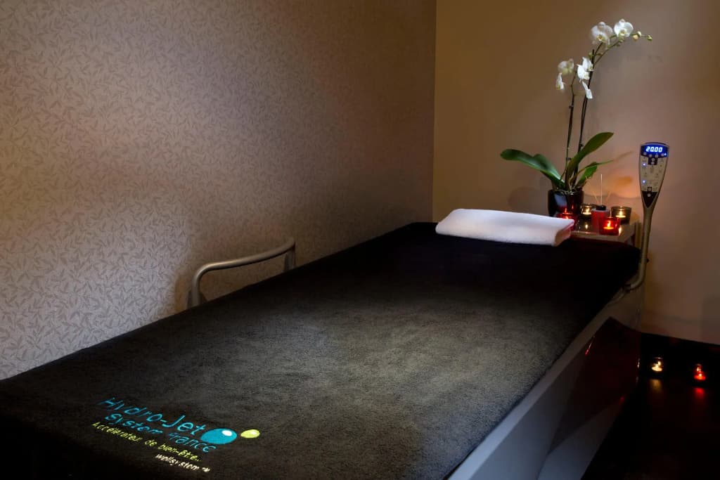 Hotel Atmospheres - Photo 2