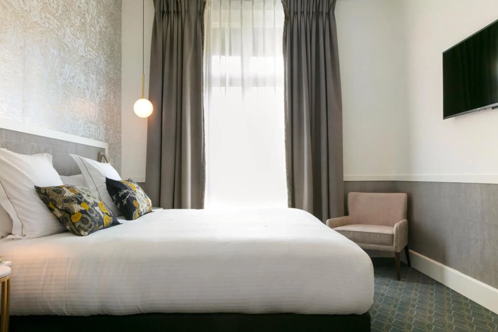 Hotel Continental - Reims - Photo 1