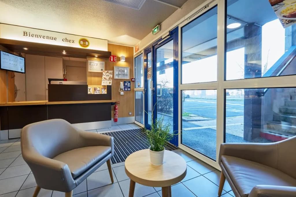 B&B HOTEL CAEN Sud - Photo 2
