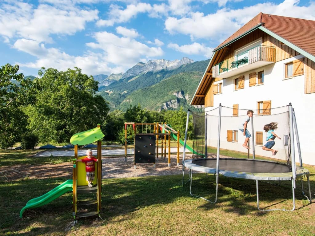 Alpine Getaway With Pool - Photo 2